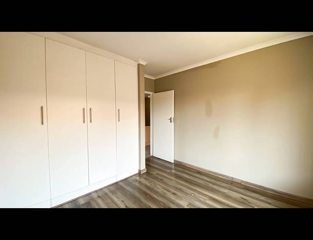 2 BEDROOM SECTIONAL TITLE FOR SALE IN KENLEAF